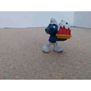 Greedy Smurf Figure Smurfs 1978 Schleigh Peyo Hong Kong